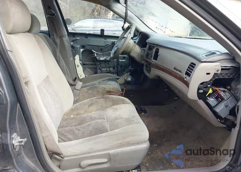 2004 Chevrolet Impala z USA, uszkodzony, nr VIN 2G1WF52E049421879